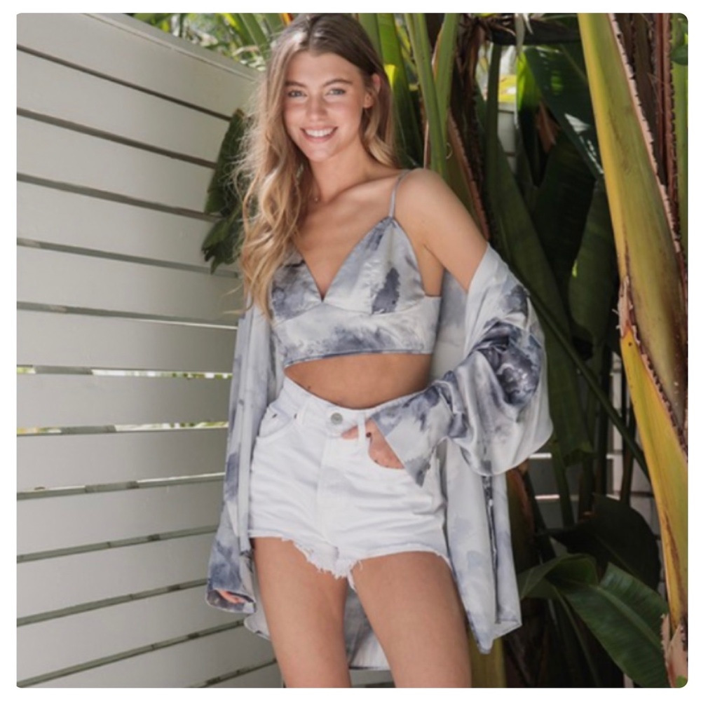 Fun tie dye long sleeve silky top with matching tank set. NWOT - Picture 7 of 9